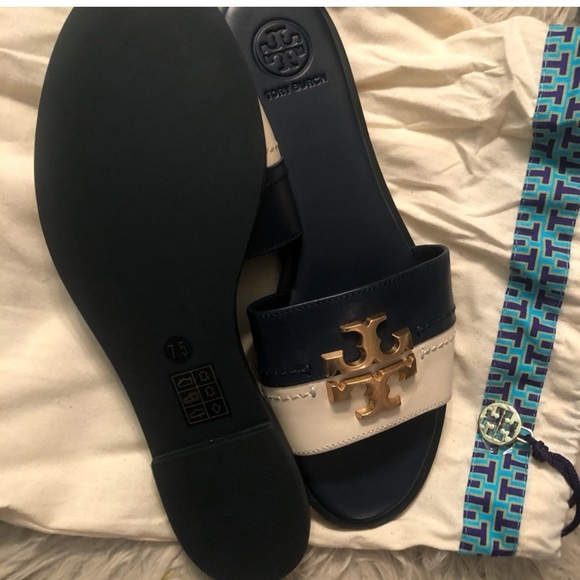 Tory Burch Navy Blue/Cream Leather Eleanor Logo Plaque Slide Sandals - Picture 2 of 3